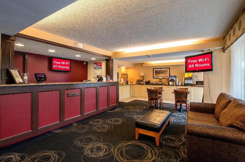 Red Roof Inn Charlottesville 4