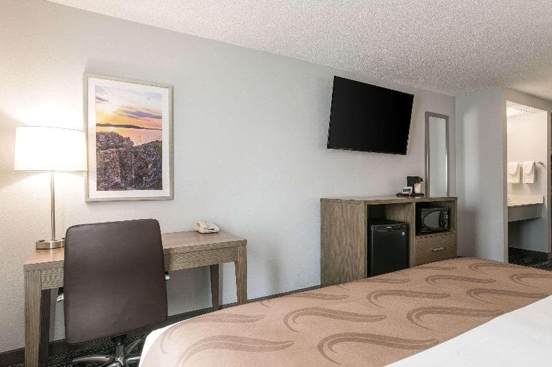 Quality Inn 2