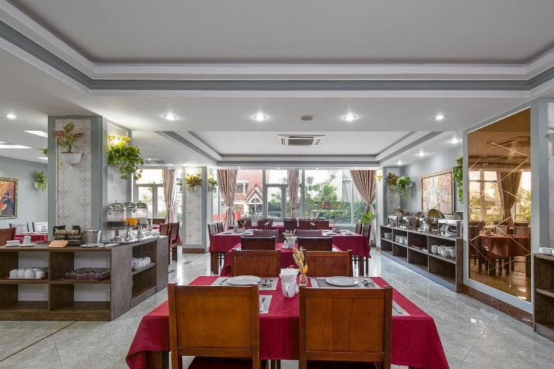 Angel Hotel 5