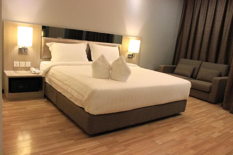 Livingston Hotel 3