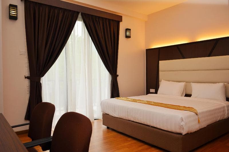 Hotel Grand Baron 5
