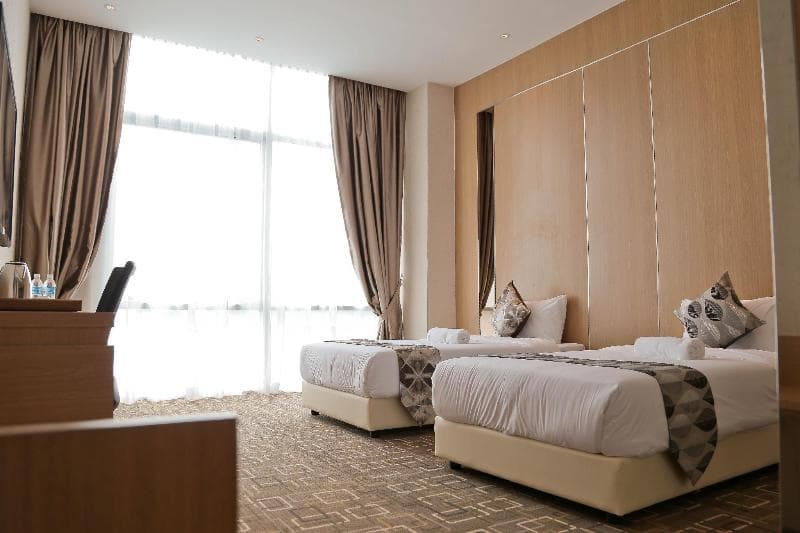 Top Holiday Hotel @ The Mines Seri Kembangan main