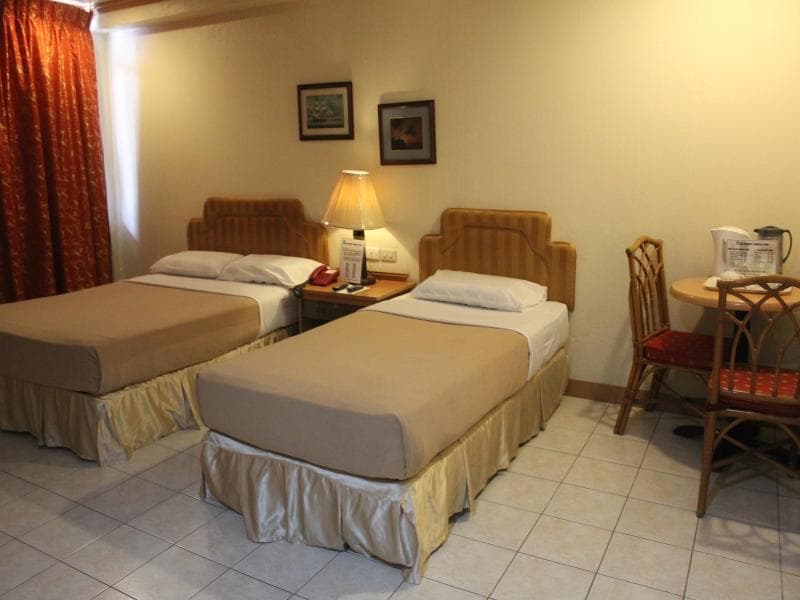 Elegant Circle Inn 4