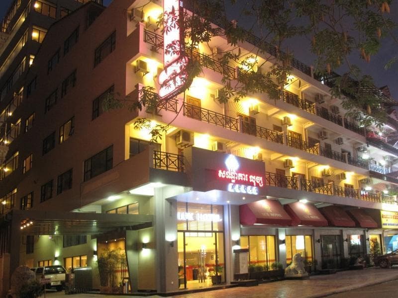 Lux Riverside Hotel & Apartment 2