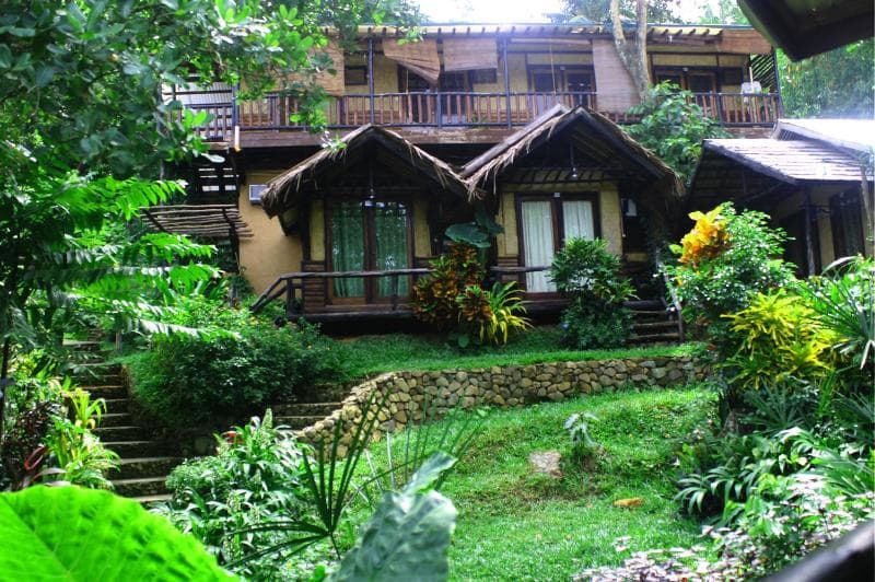 Novies Tourist Inn 5