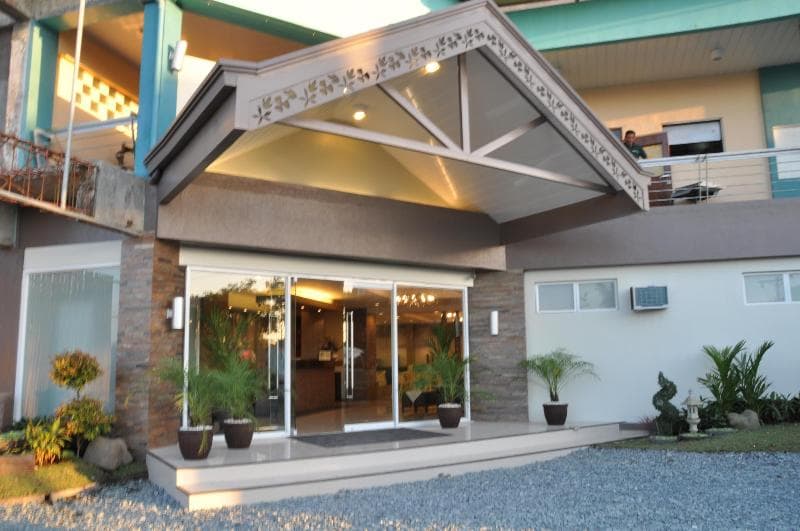 Magallanes Square Hotel 3