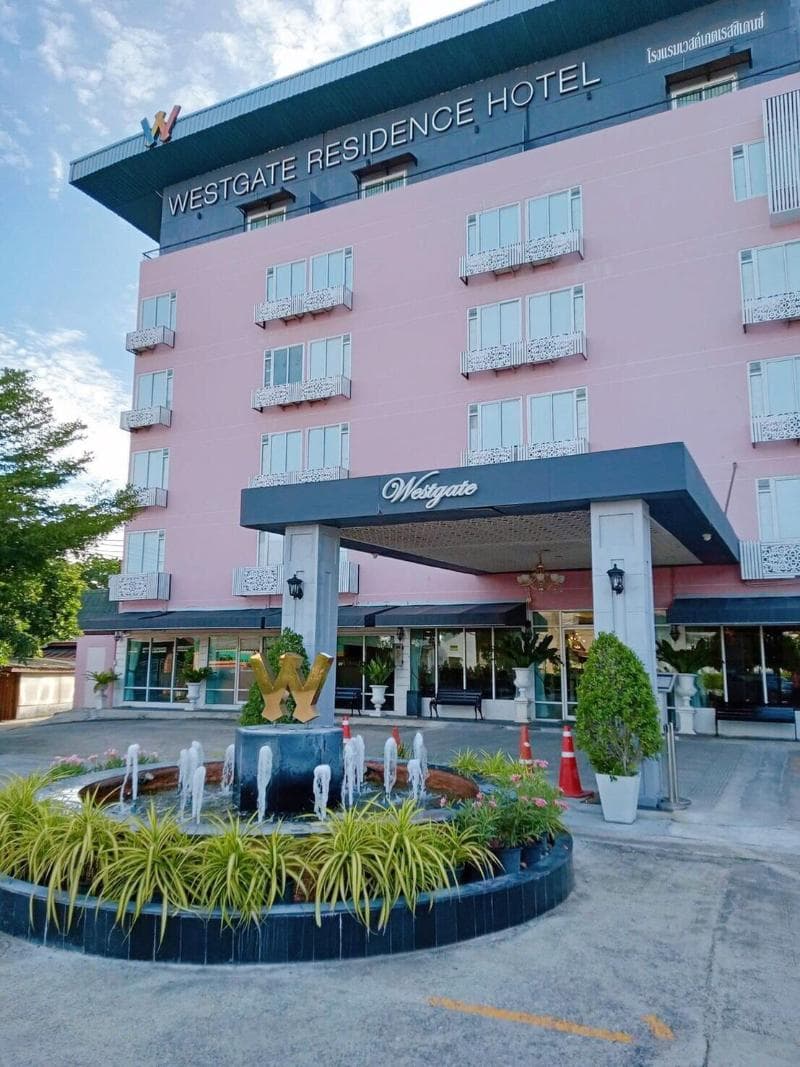 Westgate Residence Hotel 3