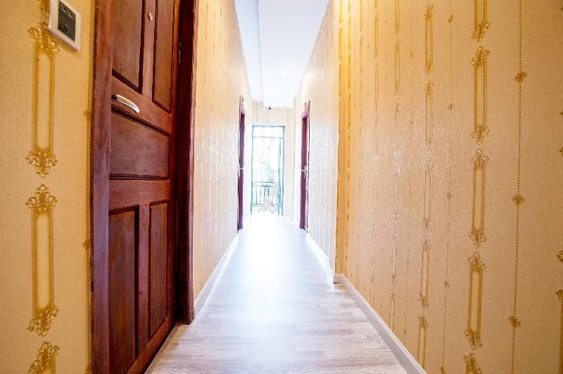 White Residence Hotel & Apartment 3