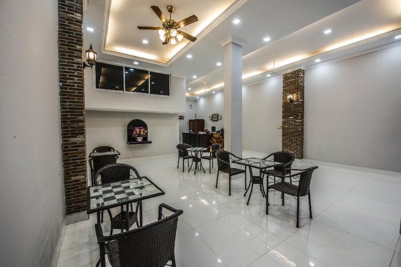 Phnom Penh Le Vincent Hotel 3