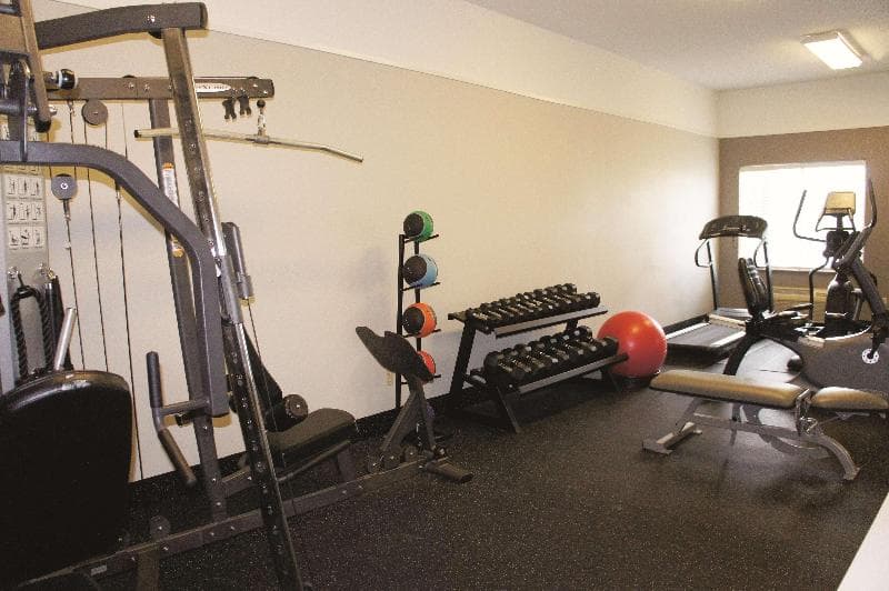 La Quinta Inn & Suites by Wyndham Raymondville 3