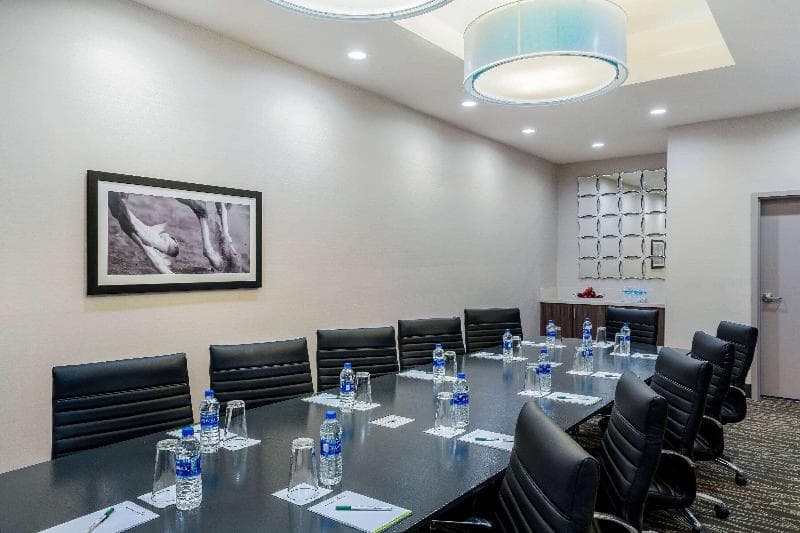 La Quinta Inn & Suites by Wyndham Houston Cypress photo 1