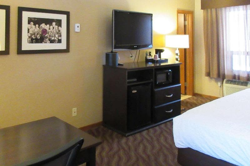 Quality Inn & Suites 3