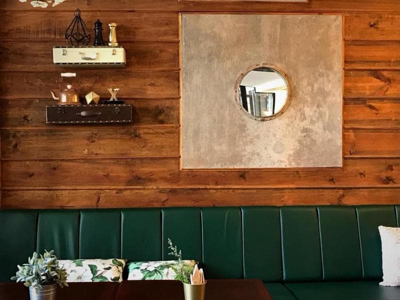 Bloom Boutique Hotel And Cafe 3