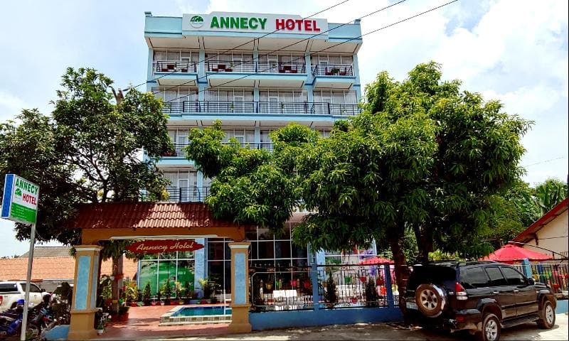 Vang Vieng Plaza Hotel 4