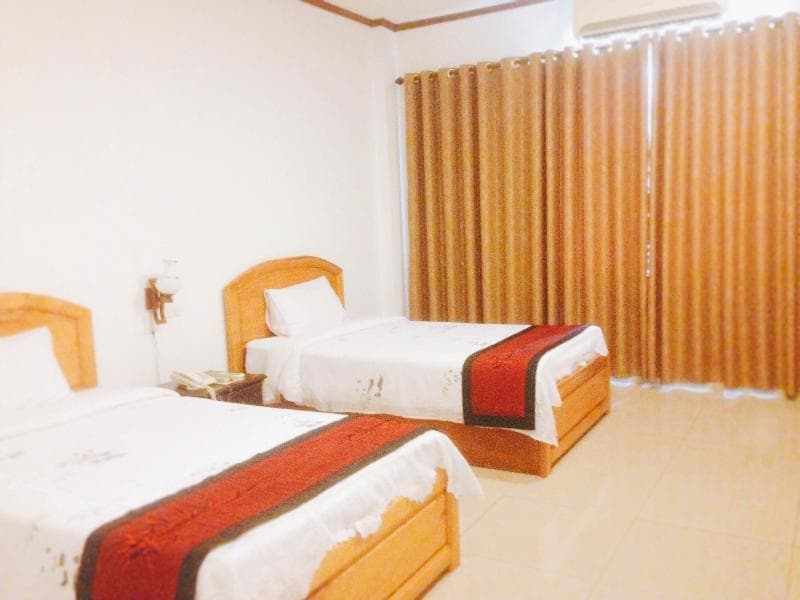 Douangpraseuth Hotel main
