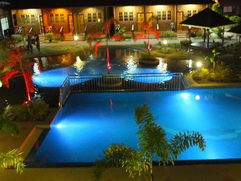 Purnama Beach Resort photo 1