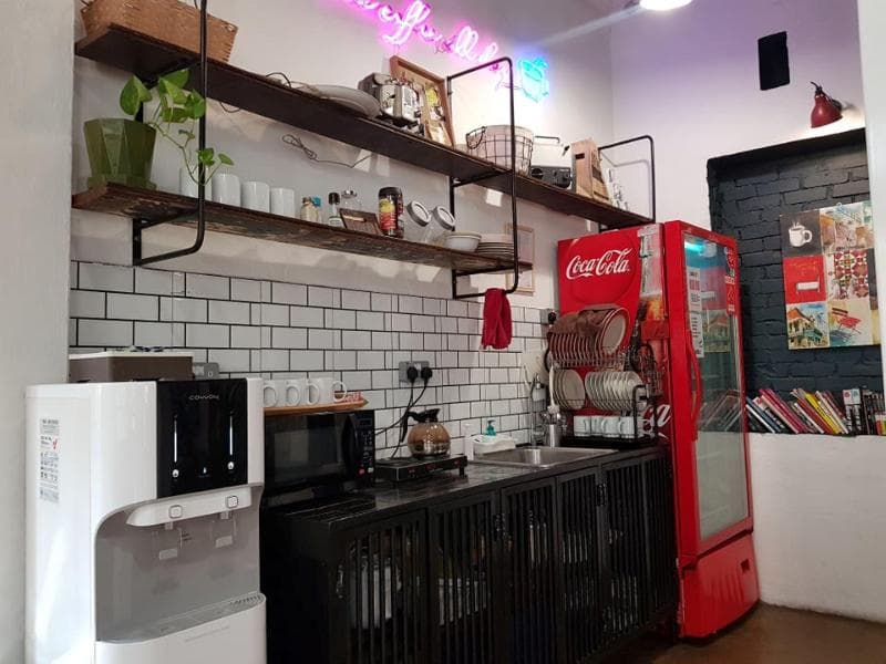 The Brownstone Hostel & Space main