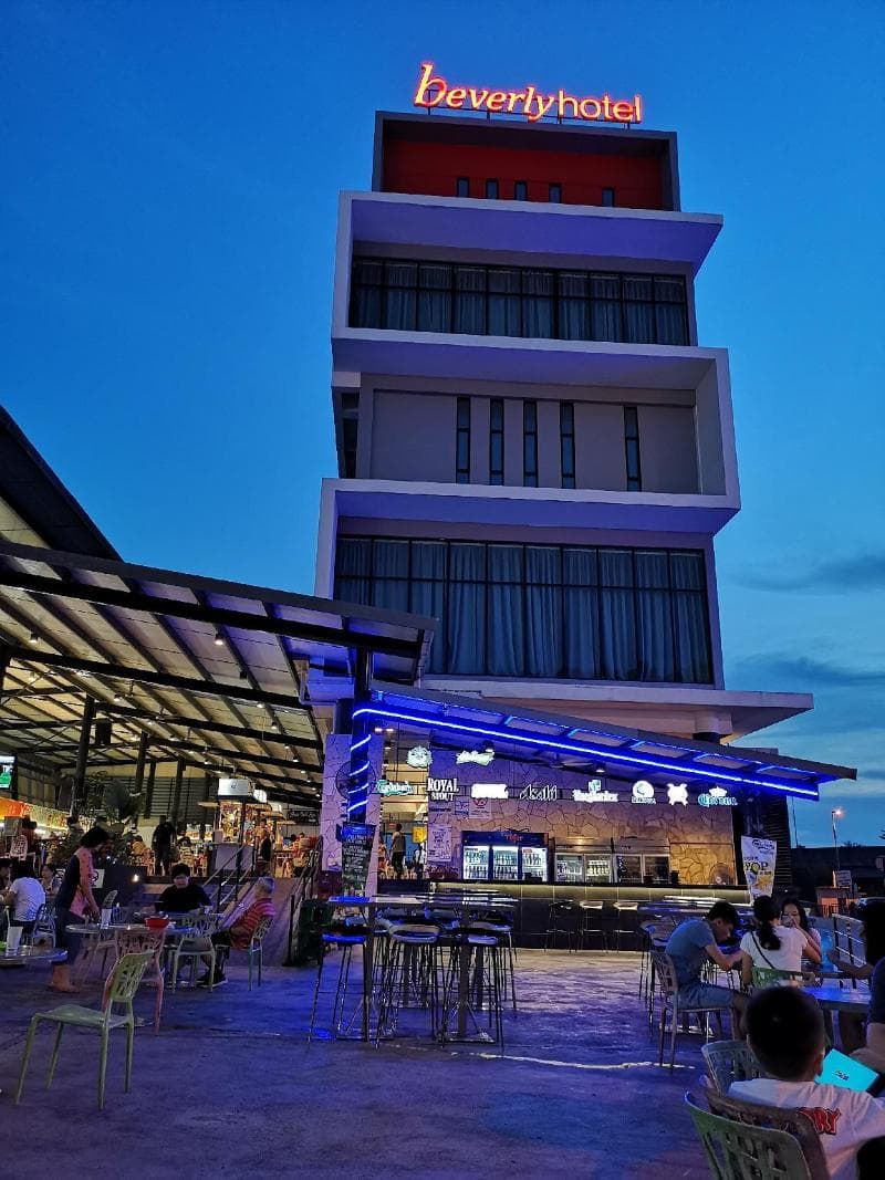 Beverly Hotel 5