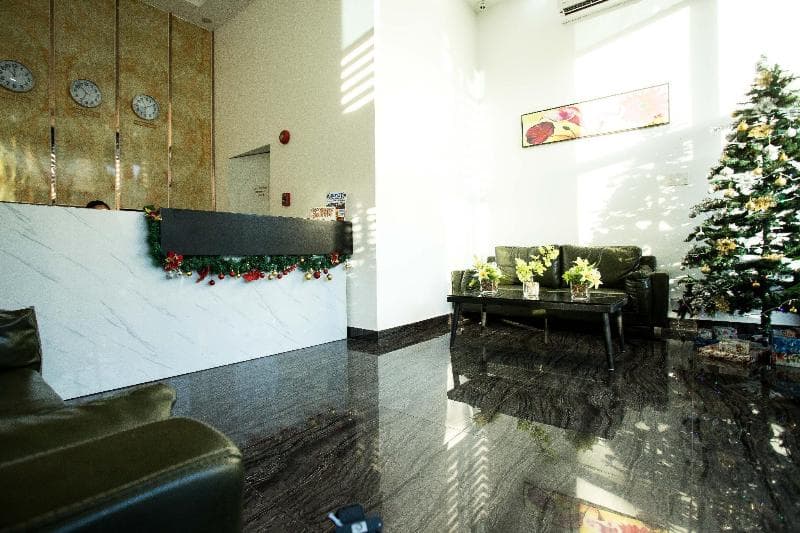 Vienna Hotel main