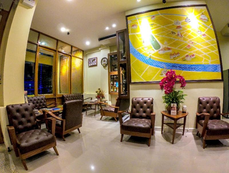 The Siri Poshtel Bangkok 4