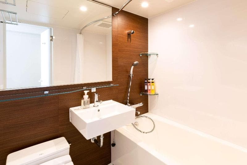 Comfort Hotel Shin-Osaka 3