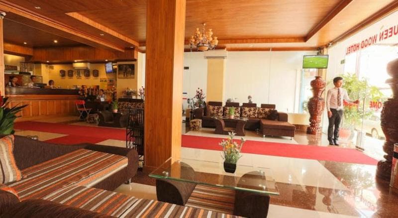Queen Wood Hotel 4
