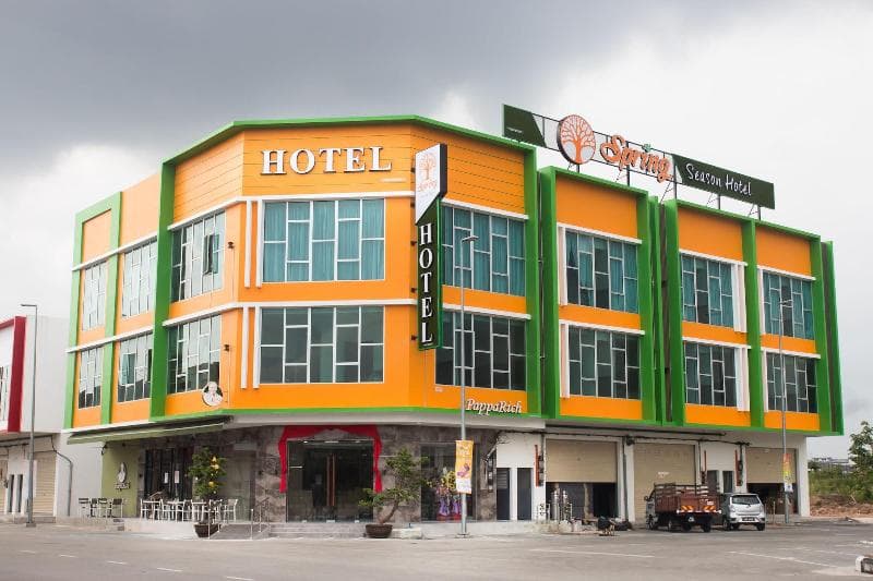 Spring Season Hotel 4