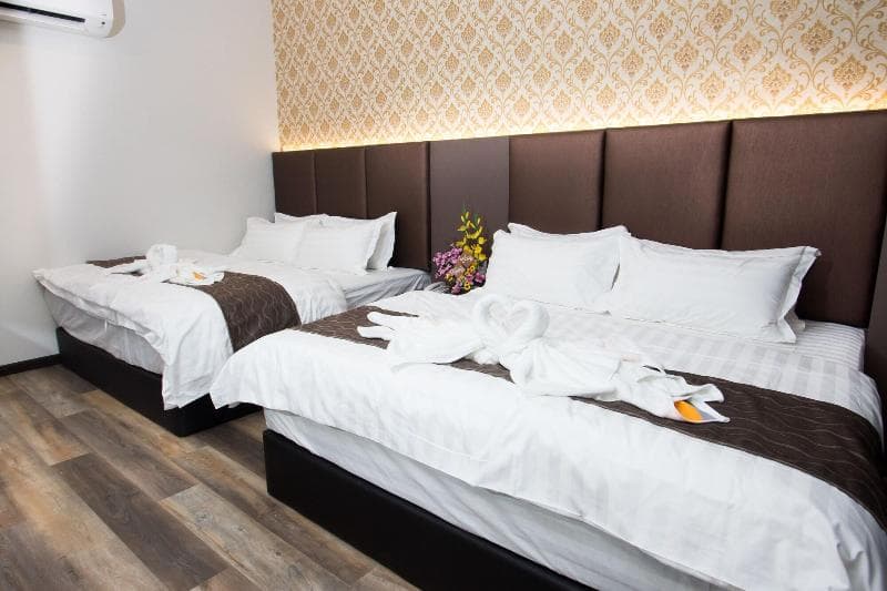 Spring Season Hotel photo 1