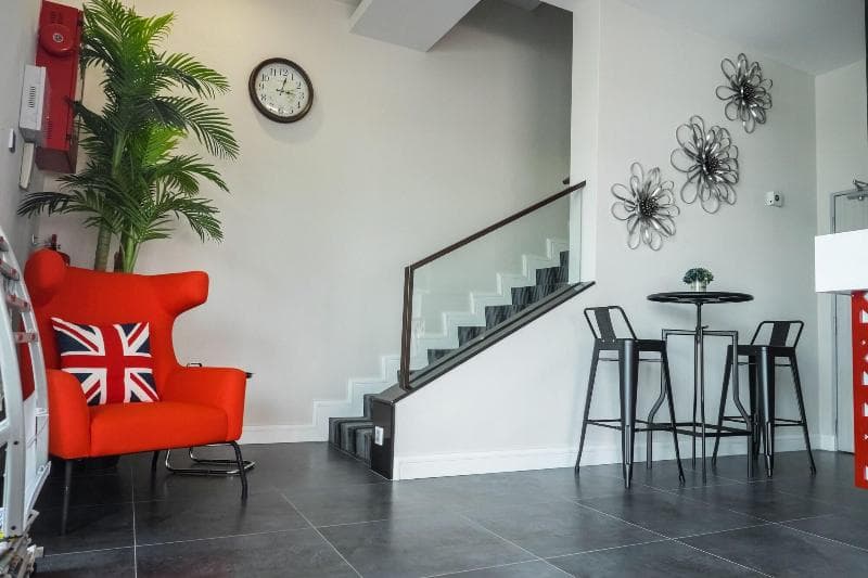 Indra Hotel - Boutique Suites 5