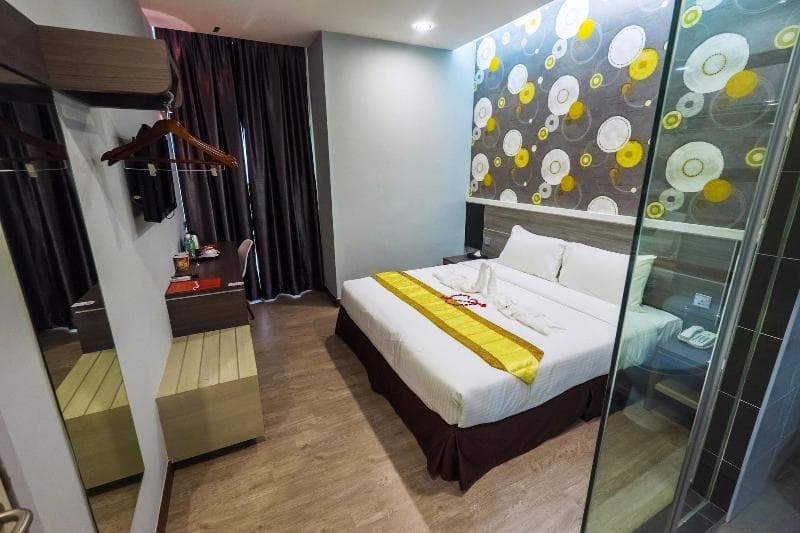 Indra Hotel - Boutique Suites 4