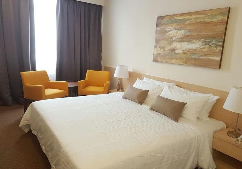 The View Hotel 3
