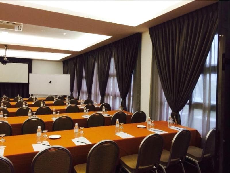 Lot 10 Boutique Hotel Kuching main