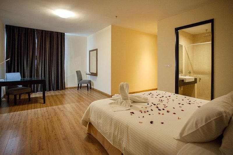 Cathayana Hotel Kuantan main