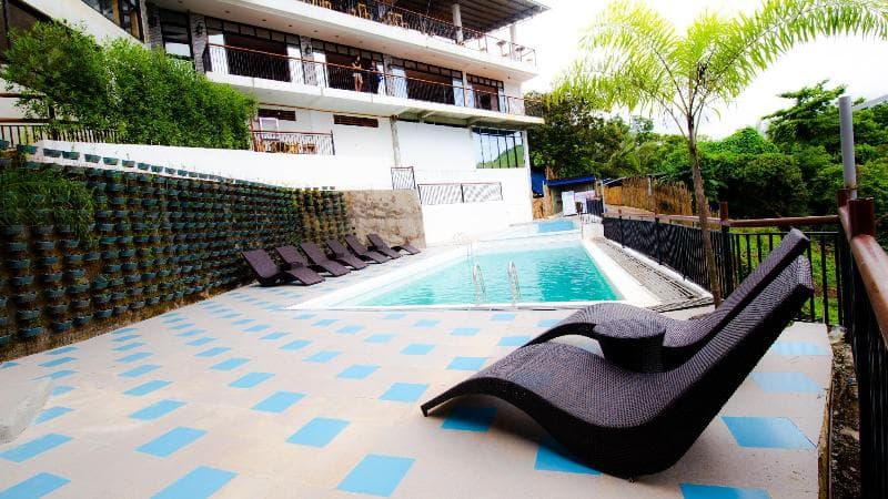 Skylodge Resort 3