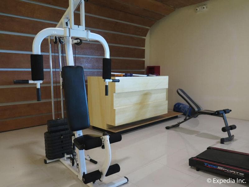 Dreamwave Hotel Lemery main