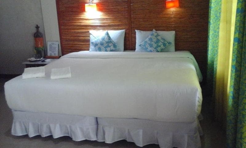 Mayfair Resort photo 1