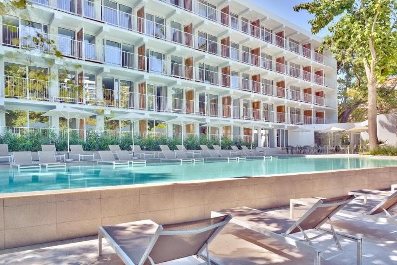 ibis Styles Golden Sands Roomer Hotel main