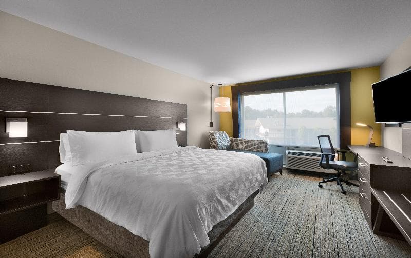 Holiday Inn Express Lake Park main
