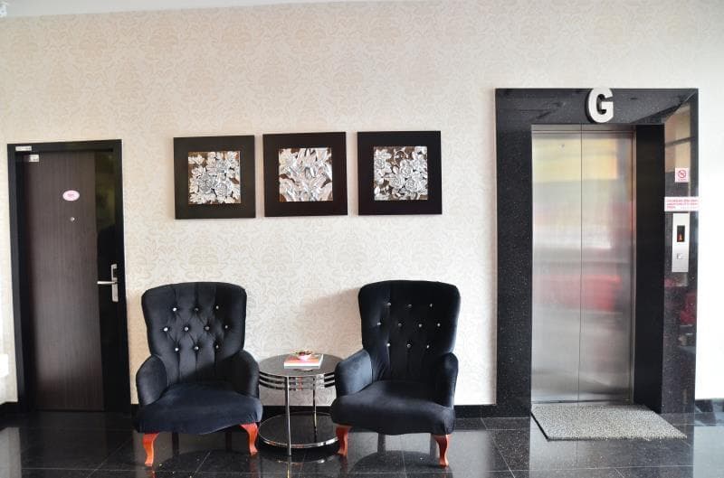D'metro Hotel photo 1