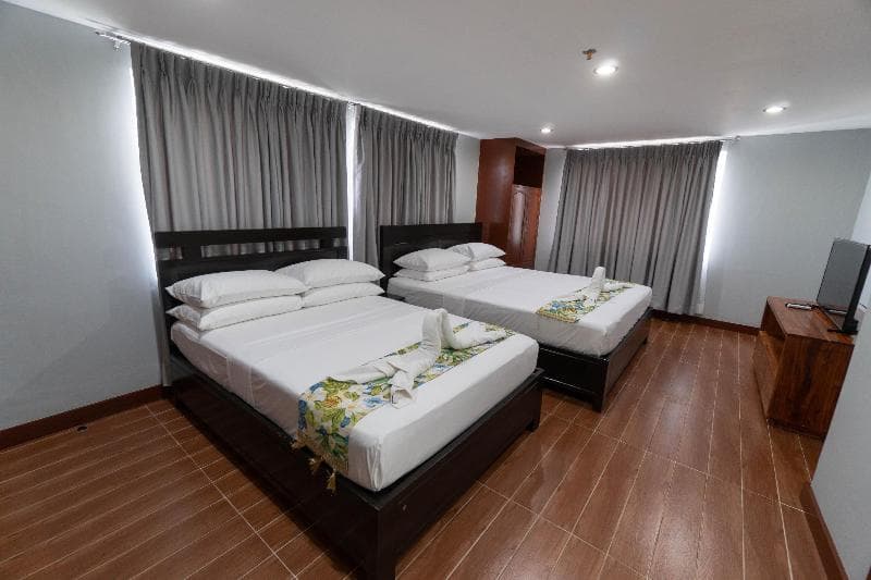 One Averee Bay Hotel 5