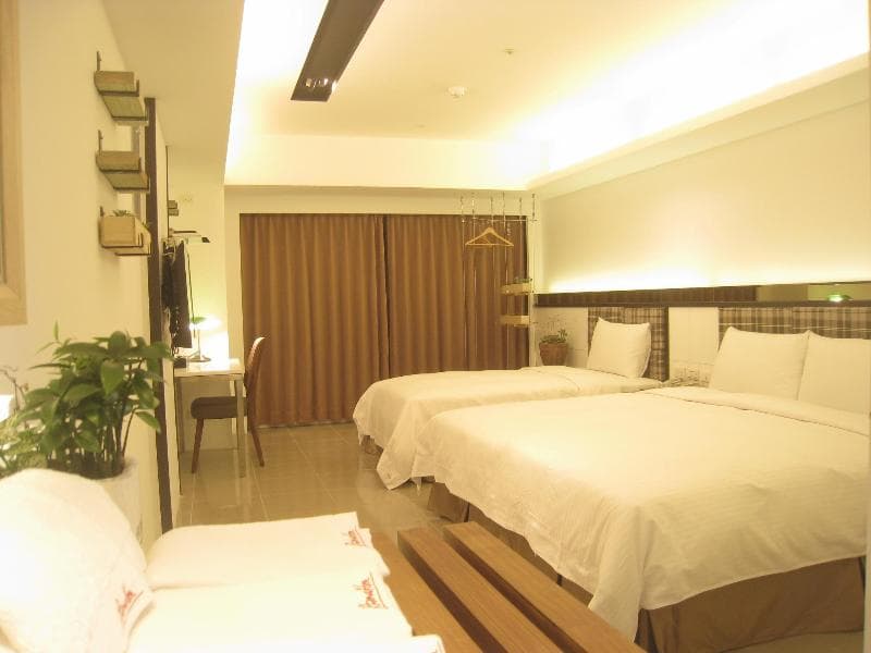 Formosa Boulevard Station Garden Hotel main