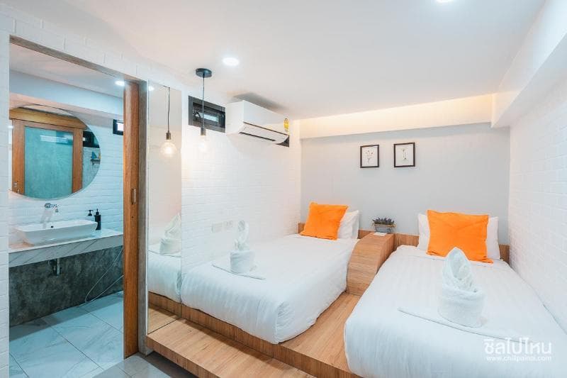 Journey Hostel Suratthani main