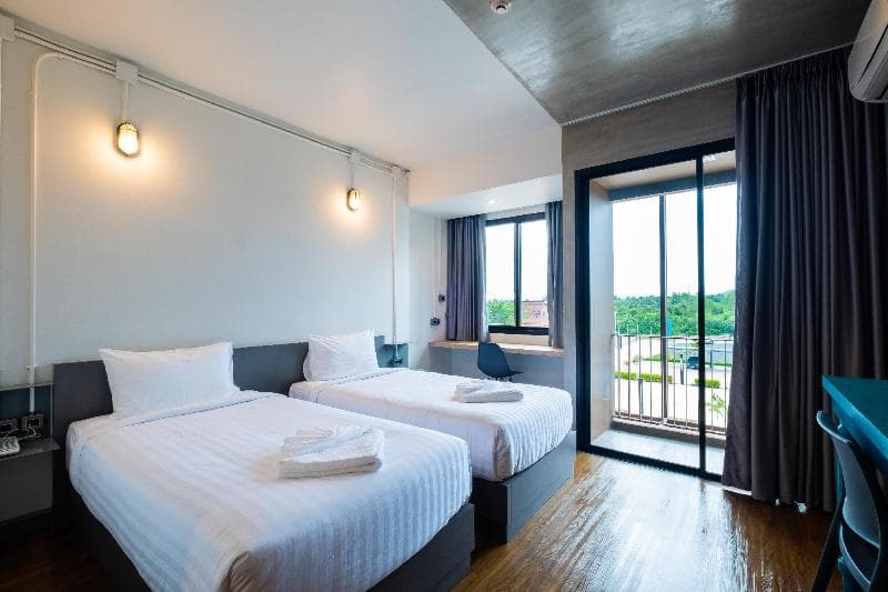 S.22 Hotel Suratthani main