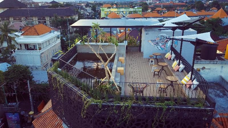 Borough Capsule Hostel Bali 3
