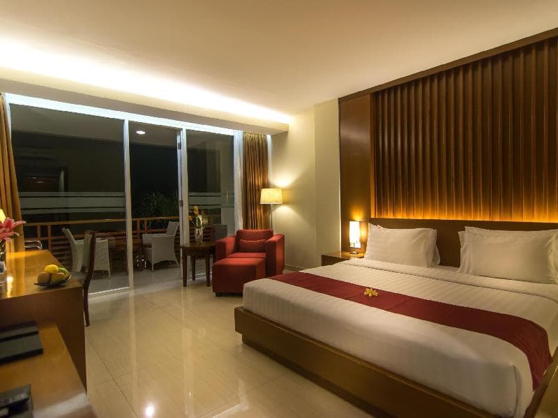 Seminyak Square Hotel main