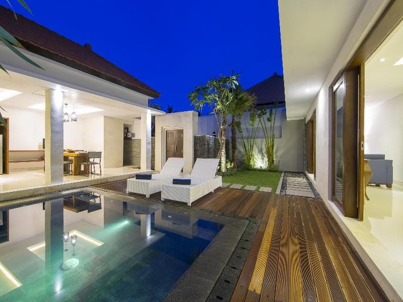 Odika Lovina House And Villa 3