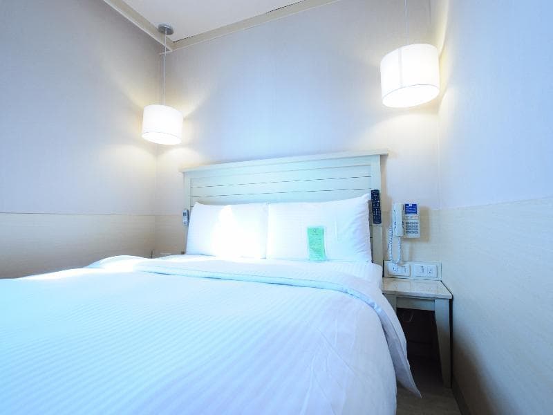 Kindness Hotel Xiong Zhong main