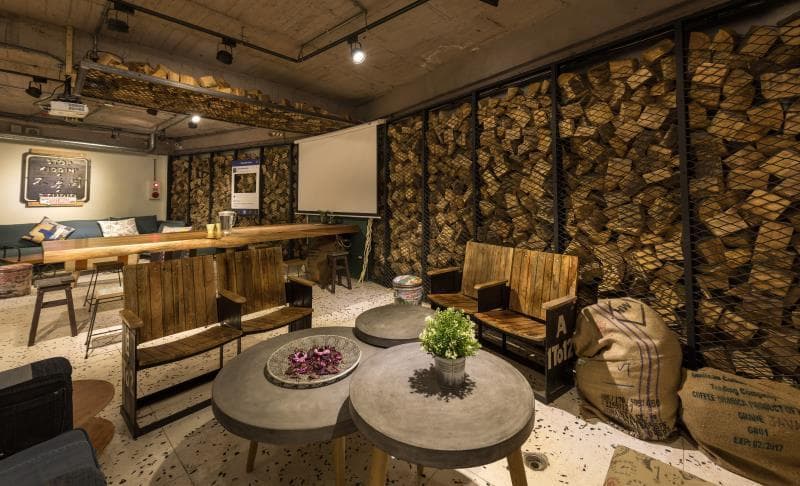 Beimen Wow Poshtel 3