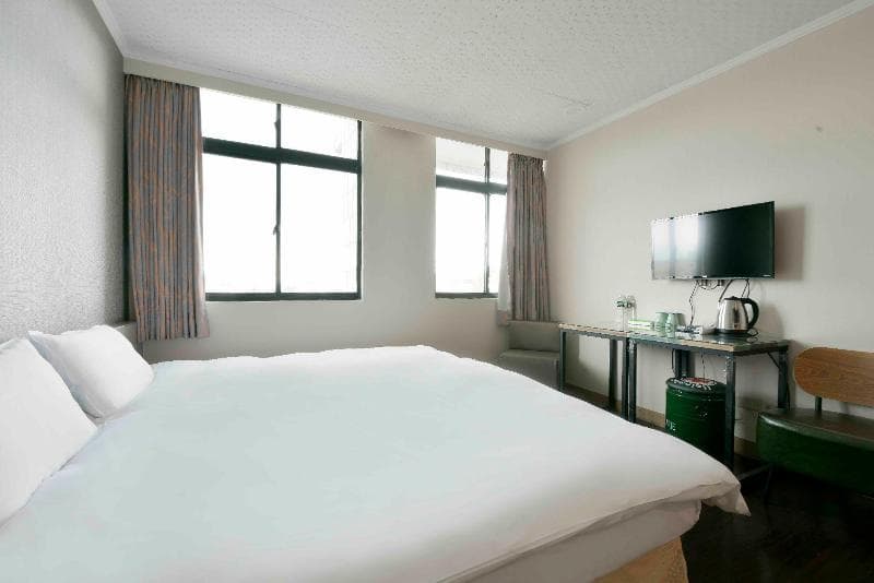 Back Home Hotel 4