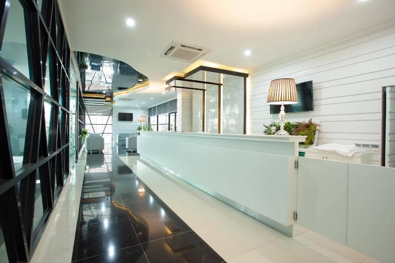 Thanburi Hotel 5